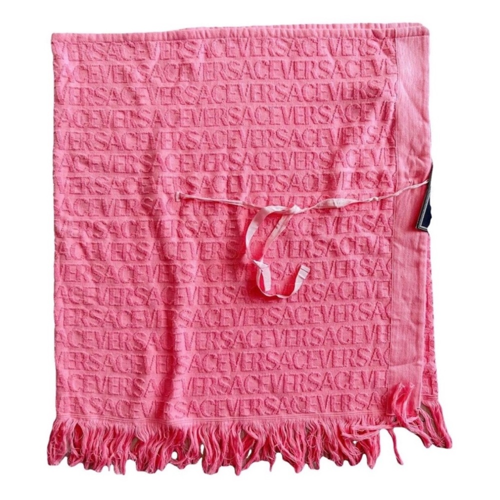 Authentic Versace Hot Pink Coverup beach towel wrap - Picture 8 of 9